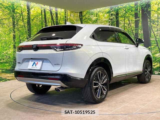 Honda VEZEL 2023-05 8360878-16