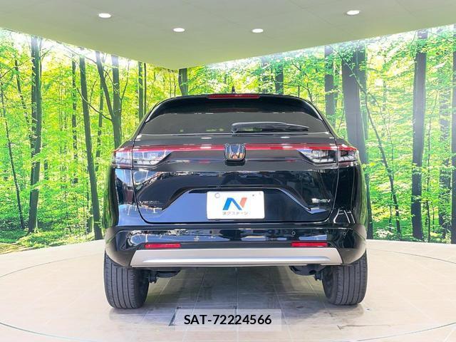 Honda VEZEL 2023-03 8360880-13