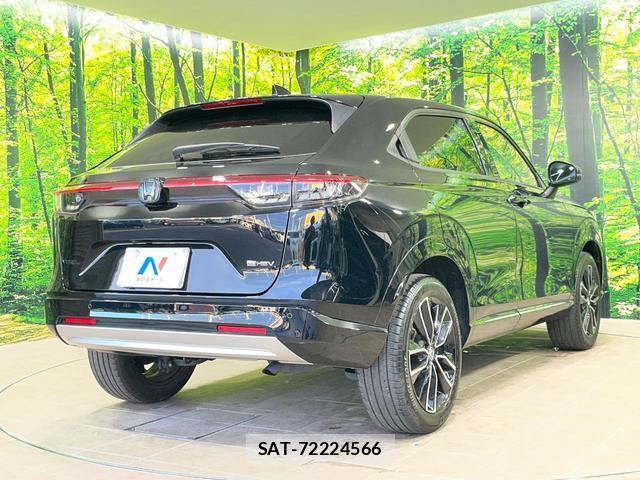 Honda VEZEL 2023-03 8360880-15