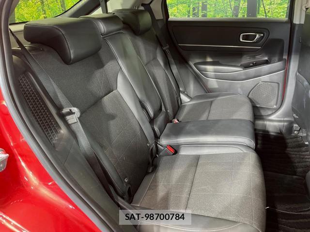 Honda VEZEL 2021-06 8361062-8