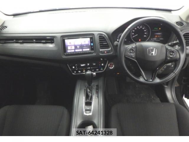Honda VEZEL 2017-06 8361249-2