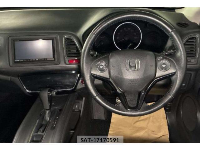 Honda VEZEL 2016-02 8361379-2