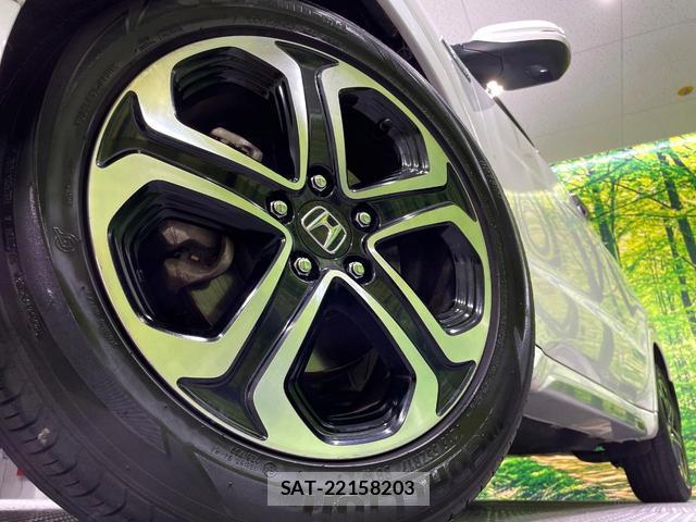 Honda VEZEL 2015-05 8361517-14