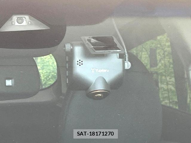 Honda VEZEL 2016-08 8361603-6