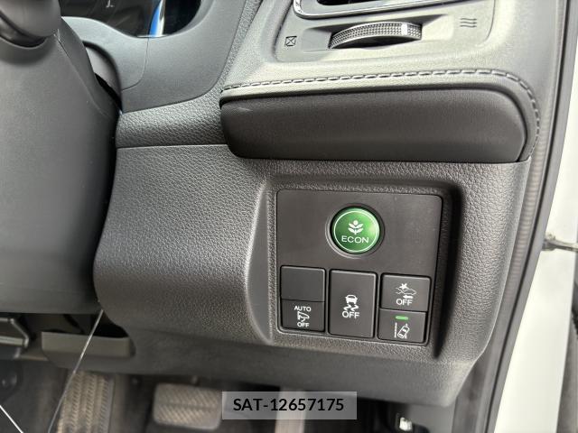 Honda VEZEL 2016-11 8361778-11