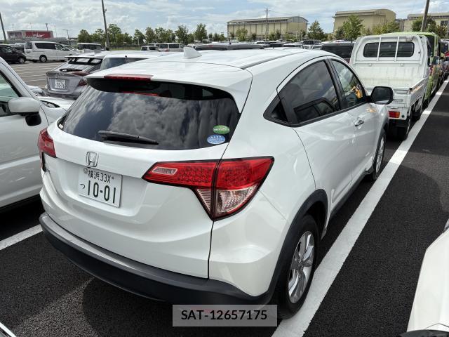 Honda VEZEL 2016-11 8361778-2