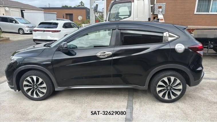 Honda VEZEL 2014-01 8362296-3