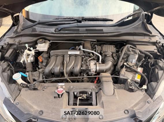 Honda VEZEL 2014-01 8362296-7