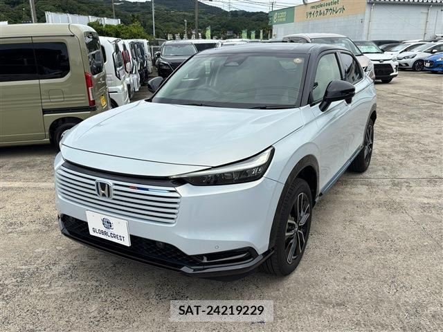 Honda VEZEL 2025-12 8362405-10