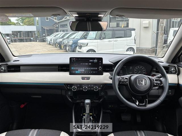 Honda VEZEL 2025-12 8362405-2
