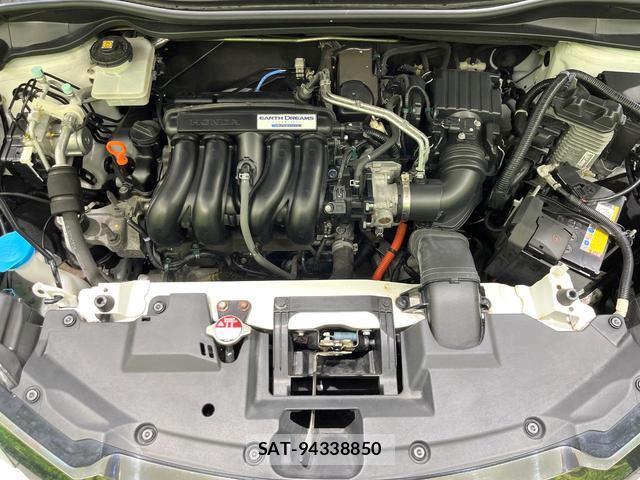 Honda VEZEL 2017-08 8362577-17