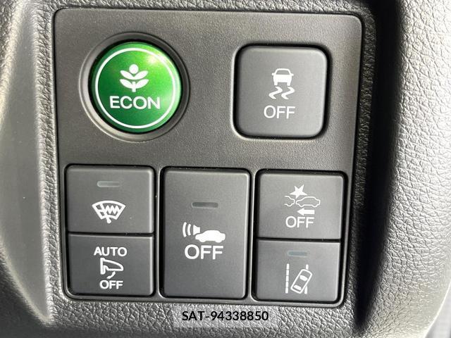 Honda VEZEL 2017-08 8362577-5