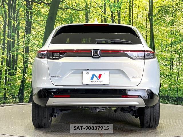 Honda VEZEL 2022-04 8362578-14