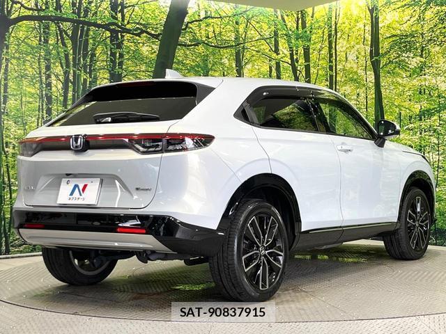 Honda VEZEL 2022-04 8362578-15