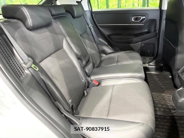 Honda VEZEL 2022-04 8362578-8