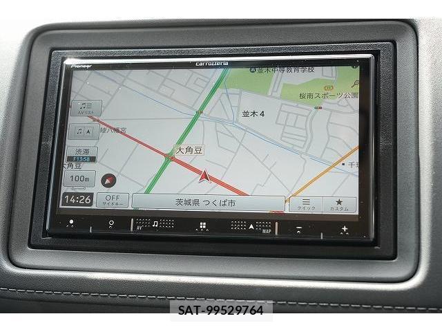 Honda VEZEL 2017-06 8363383-13