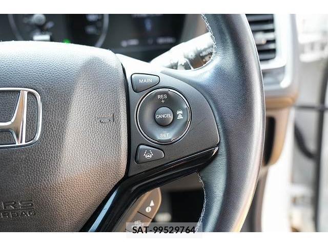 Honda VEZEL 2017-06 8363383-19
