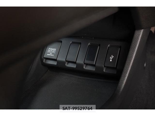 Honda VEZEL 2017-06 8363383-9