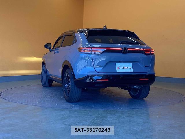 Honda VEZEL 2025-05 8363733-11