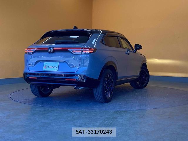 Honda VEZEL 2025-05 8363733-13