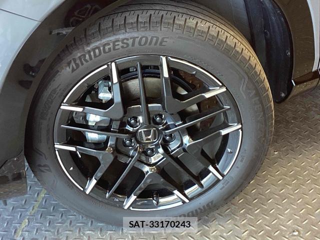 Honda VEZEL 2025-05 8363733-19