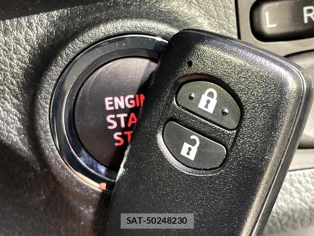 Toyota VITZ 2018-11 8361540-6