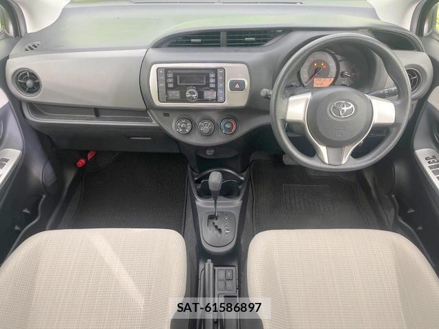 Toyota VITZ 2015-09 8361787-1