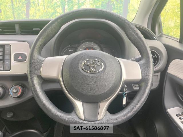 Toyota VITZ 2015-09 8361787-10
