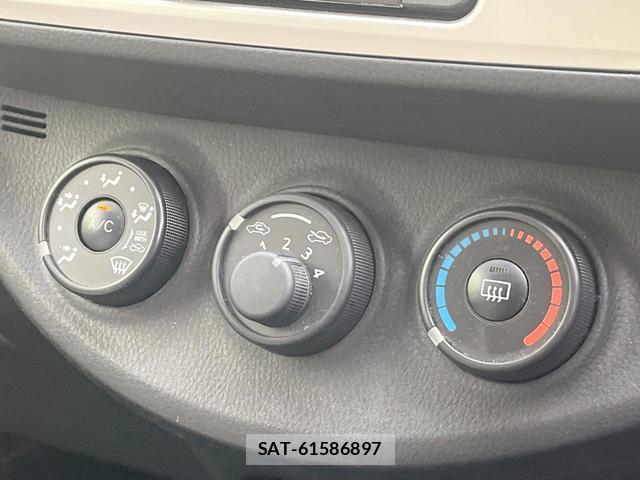 Toyota VITZ 2015-09 8361787-3