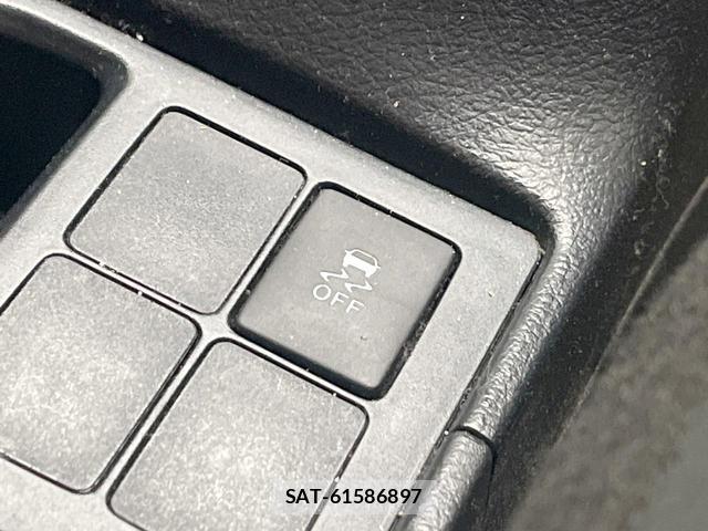 Toyota VITZ 2015-09 8361787-4