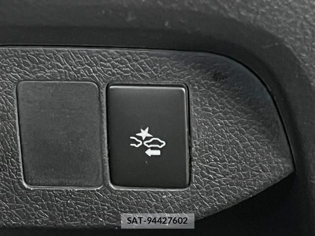Toyota VITZ 2015-09 8362022-14