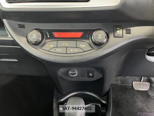 Toyota VITZ 2015-09 8362022-7