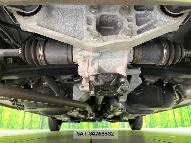 Toyota VITZ 2018-07 8363030-18