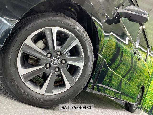 Toyota VOXY 2019-09 8360635-14