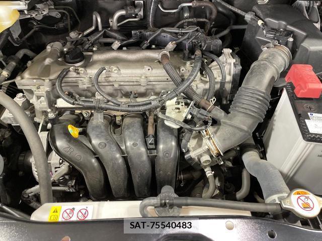 Toyota VOXY 2019-09 8360635-17
