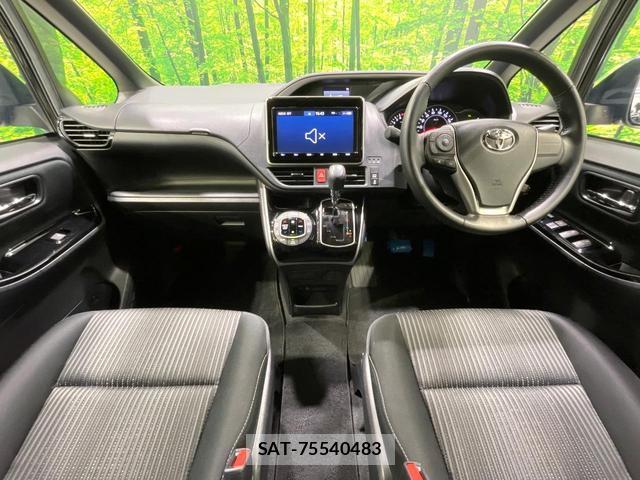 Toyota VOXY 2019-09 8360635-3