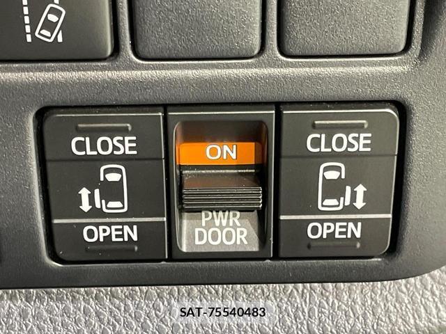 Toyota VOXY 2019-09 8360635-6