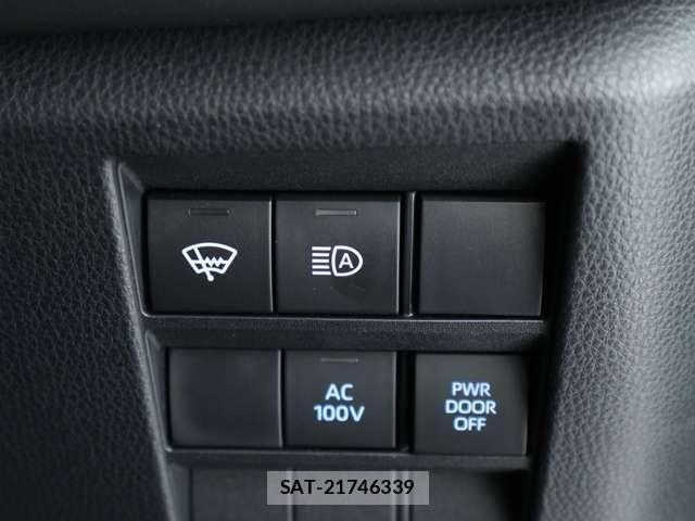 Toyota VOXY 2025-10 8360665-13