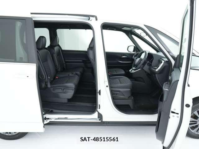 Toyota VOXY 2025-10 8360666-18