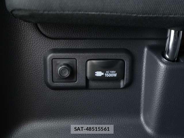 Toyota VOXY 2025-10 8360666-4