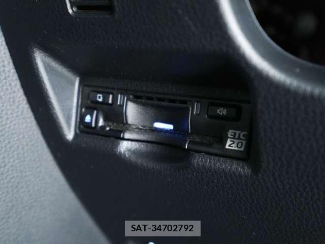 Toyota VOXY 2025-10 8360667-15