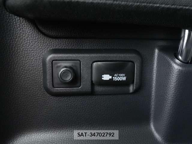 Toyota VOXY 2025-10 8360667-4