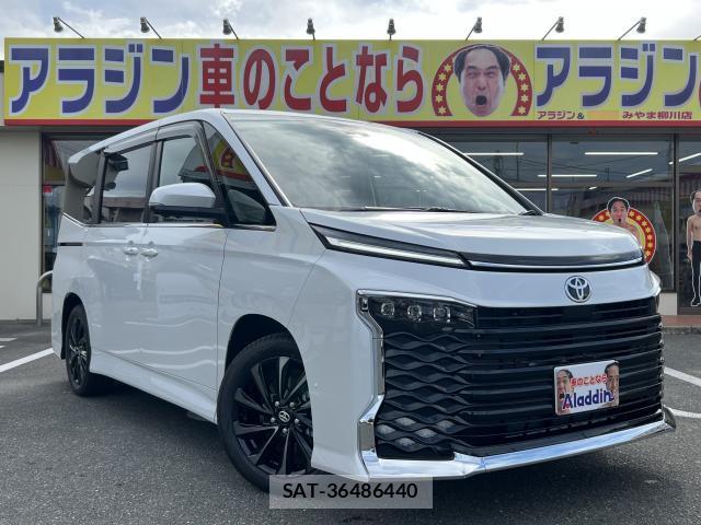 Toyota VOXY 2026-06 8360668-0