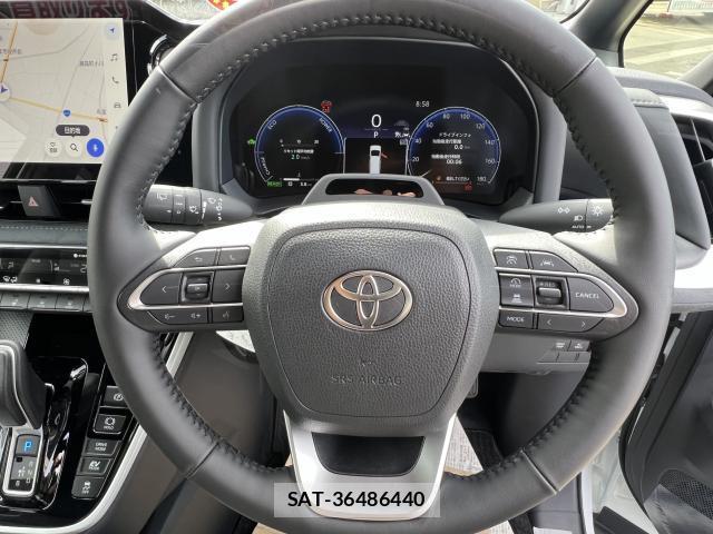 Toyota VOXY 2026-06 8360668-6