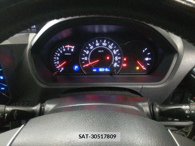 Toyota VOXY 2018-09 8360728-4