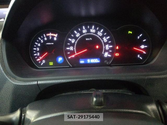 Toyota VOXY 2019-04 8360733-4