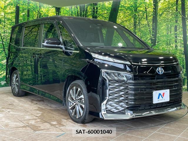 Toyota VOXY 2023-07 8360787-16