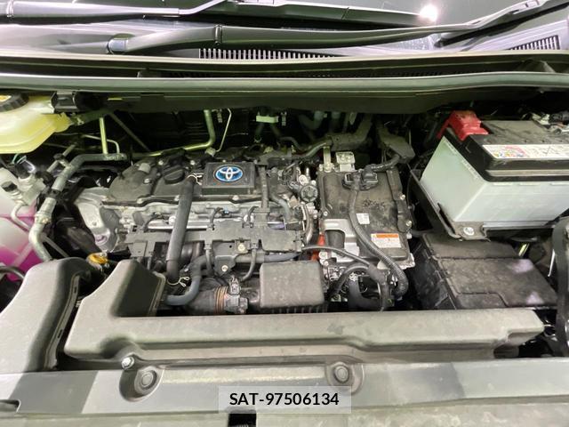 Toyota VOXY 2023-10 8360788-18