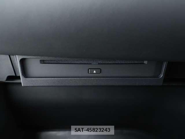 Toyota VOXY 2025-10 8360885-12