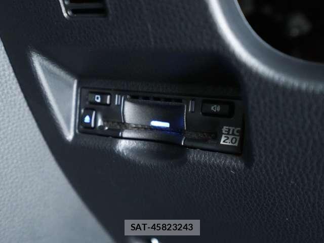 Toyota VOXY 2025-10 8360885-15